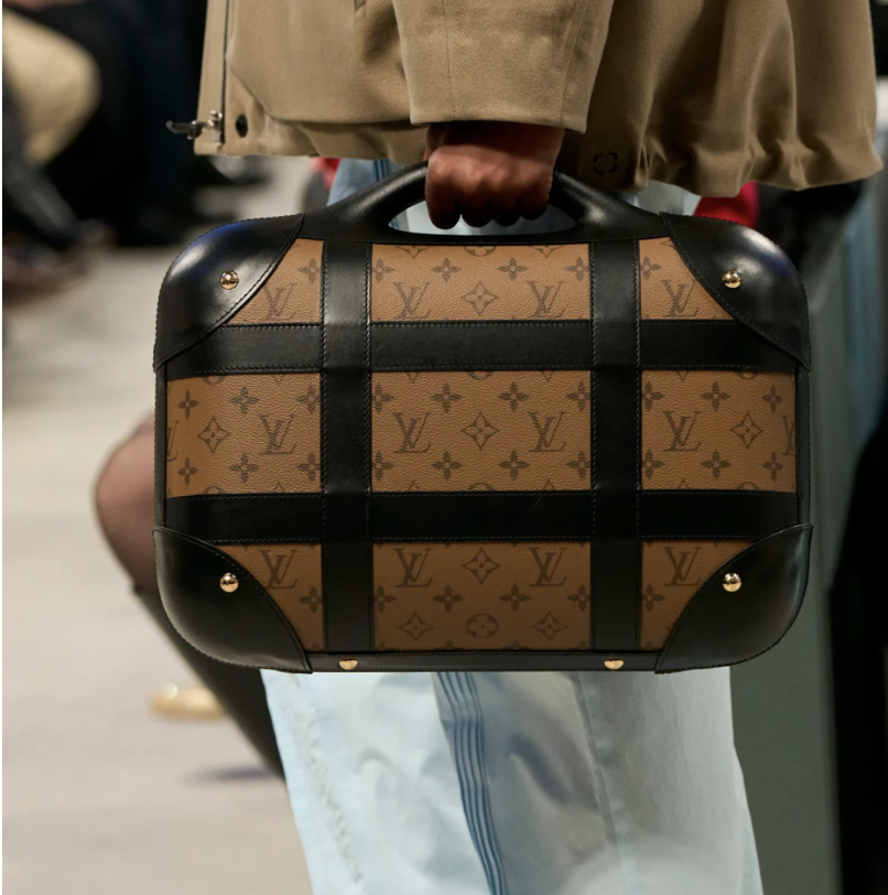 タキマキ愛用☆お洒落★ Louis Vuitton LVバイカー MM バッグ タキマキ愛用☆お洒落☆ Louis Vuitton LVバイカー MM バッグ